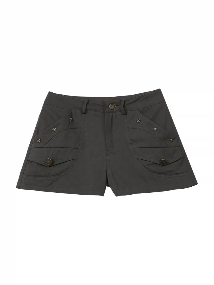 Chaochao's Gray-Green Button Shorts for Women, Summer Outerwear, American Spicy Style Denim Hot Pants, Slimming and Natural Waist