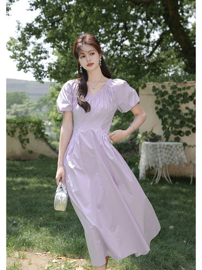 The plums are ripe [Green Apple Paradise] Heart-shaped neckline, puff sleeves, white long skirt, high waist, slimming holiday dress