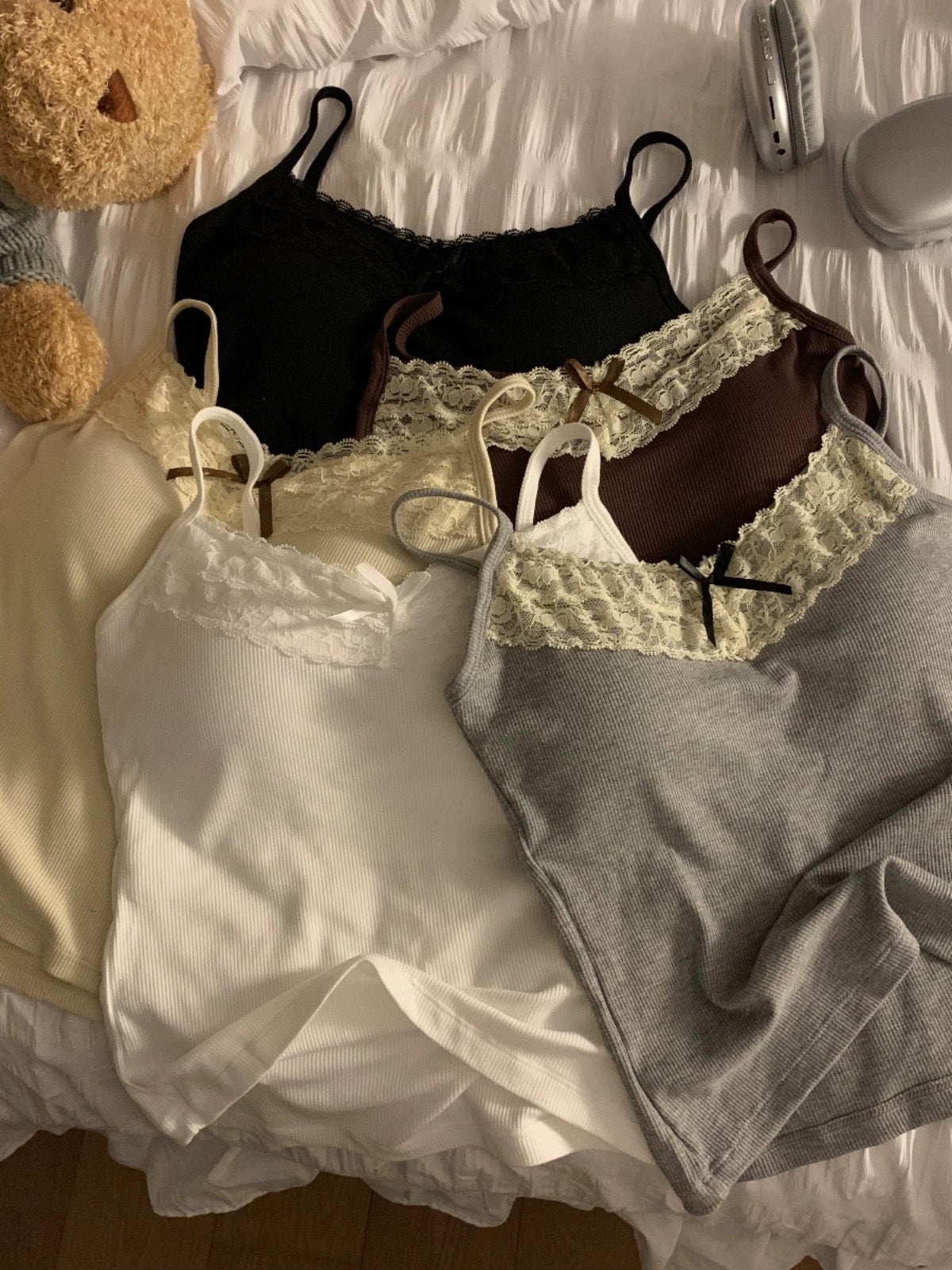 kumikumi pure lust style lace stitching bow camisole women's early spring short slim fit top with breast pads