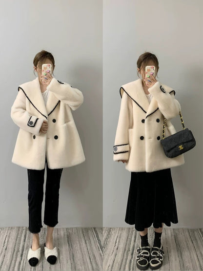 Snow White Navy Collar 2023 Autumn and Winter New Sheep Shearling Fur Integrated Women's Lamb Fur Coat C40
