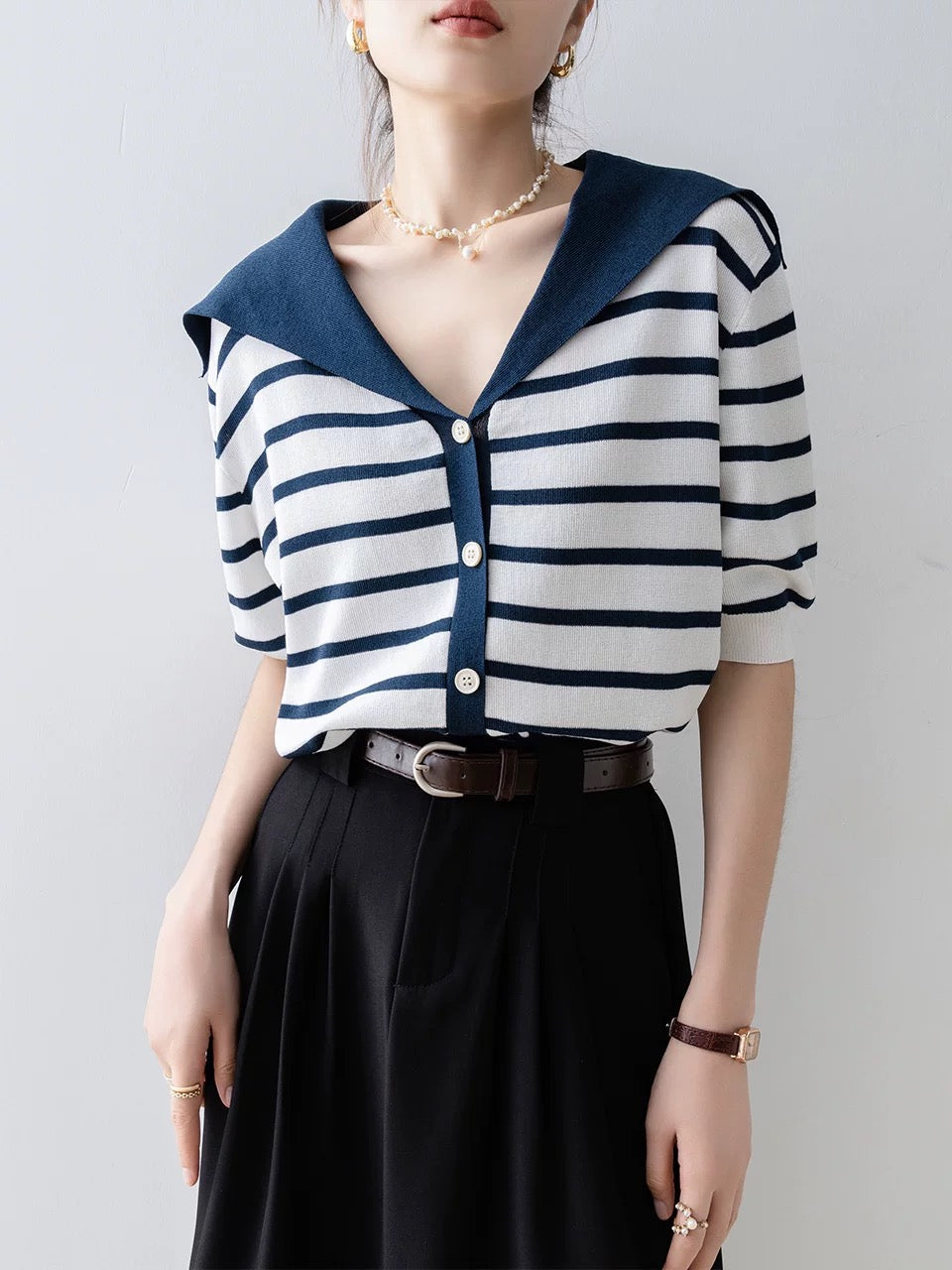 Blue striped ice silk sweater women's summer 2025 new navy collar contrast color thin chic short-sleeved top