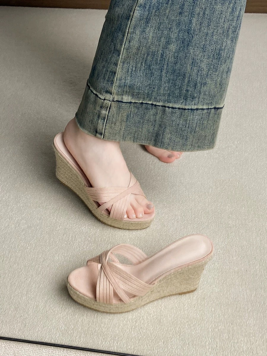 Jianghou women's beach shoes for outdoor wear Sanya seaside wedge sandals soft soles do not tire feet small island vacation slippers summer