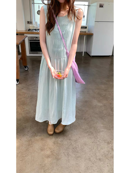 RAINY Sleeveless Maxi Dress – Loose, Pleated, Round-Neck Style with Pockets; Fresh & Airy Summer Look