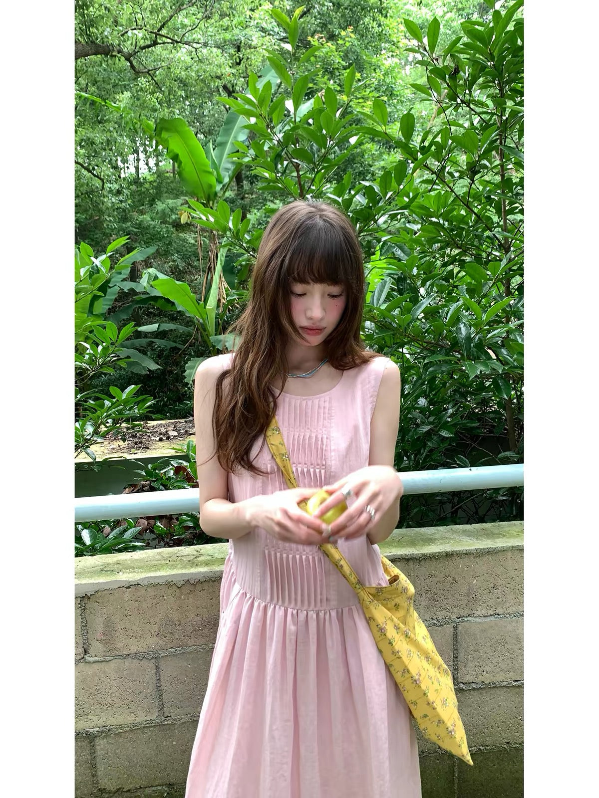 RAINY Sleeveless Maxi Dress – Loose, Pleated, Round-Neck Style with Pockets; Fresh & Airy Summer Look