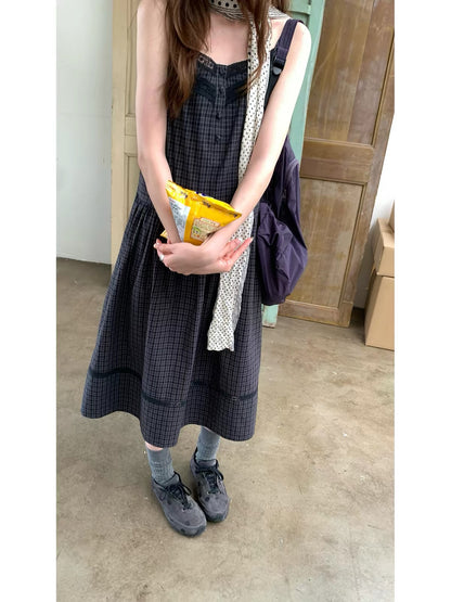 RAINY Vintage-Style Plaid Camisole Dress with Delicate Lace Trim – Loose V-Neck Midi Dress for Summer