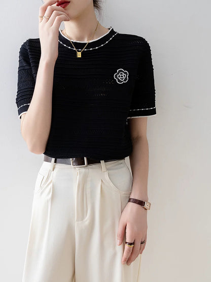 Tops for women in summer 2025 new hot style loose black design unique short-sleeved T-shirt