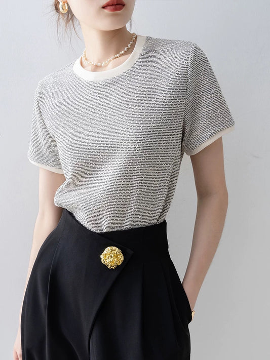 Short-sleeved straight shoulder T-shirt for women 2025 new hot style summer gray hot girl round neck temperament unique top super good-looking