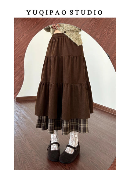 Plus-size women's retro brown corduroy plaid midi skirt, winter tiered plaid A-line skirt.