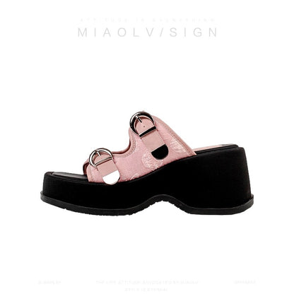 "Wonderful Couple" California College ~ Thick-soled wedge sandals for women's summer outer wear hot girl style casual high-heeled sandals