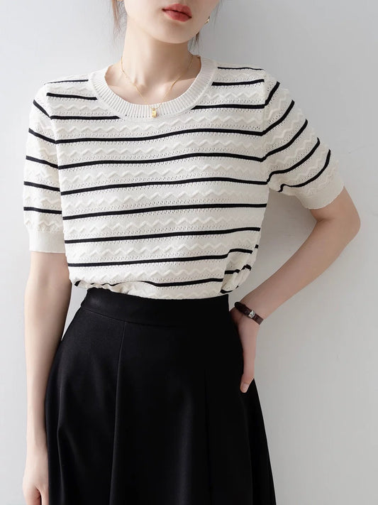 Short-sleeved T-shirt for women 2024 new hot-selling summer thin black round neck wavy pattern hollow knit sweater top
