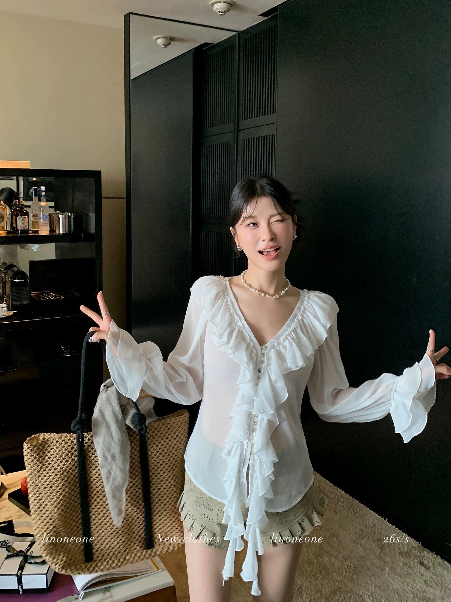 LINONEONE's Sheer Kiss Chiffon Sunscreen Shirt with French Heiress Feel: Ruffled Ribbons and Sun Protection for Spring/Summer