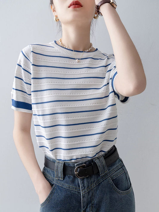 Knitted short-sleeved T-shirt women's clothing 2025 new summer blue striped design shoulder unique top super good-looking