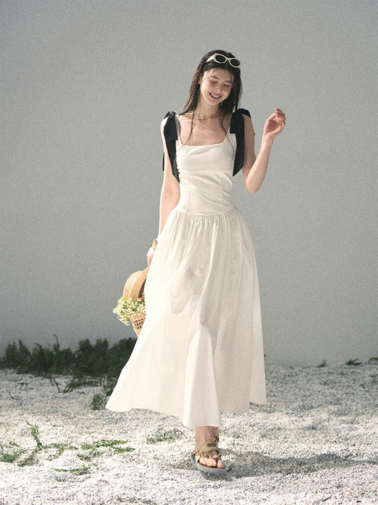 AOMALM's "Disturbed Spring Night" French-style mature woman's dress, a stunning early summer suspender dress.