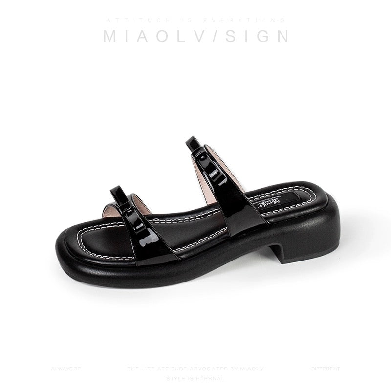 "Wonderful Couple" Sugar Cube Love Song~Sweet style thick heel one-word sandals for women 2024 new summer open toe outer sandals