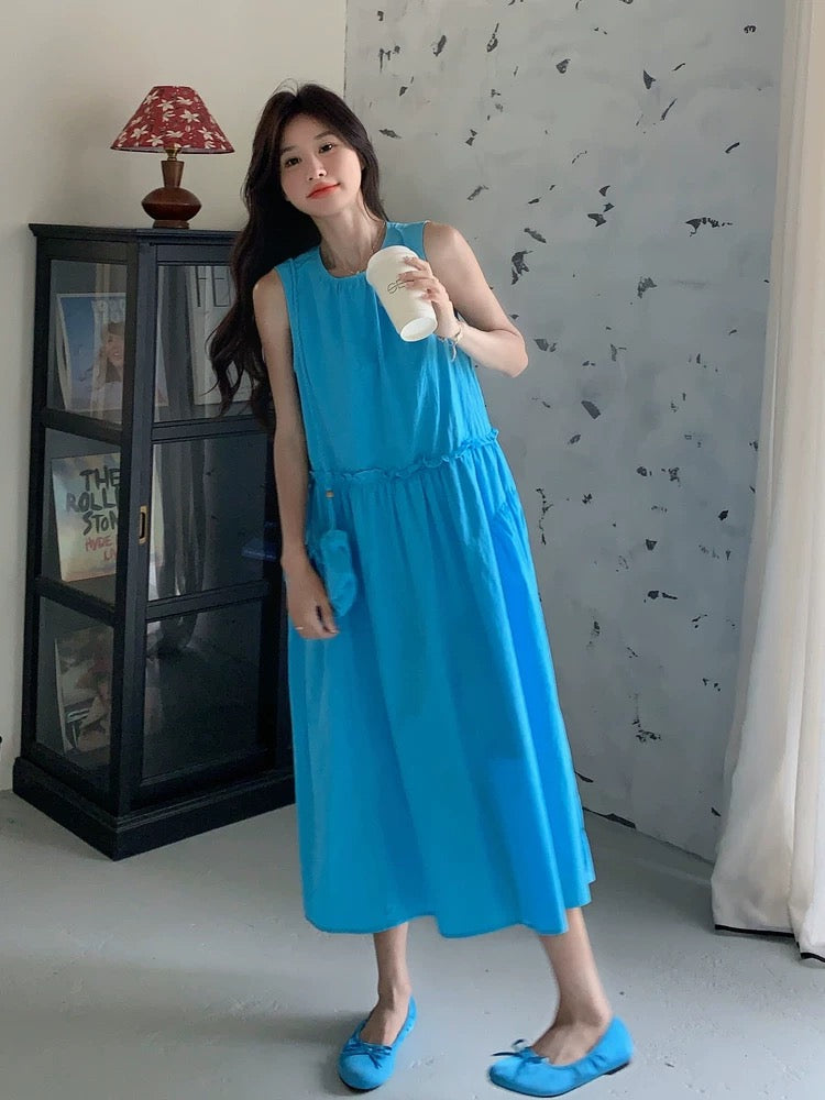 Dopamine niche beautiful blue sleeveless halter dress female summer 2025 lazy relaxation holiday long dress fairy