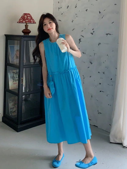 Dopamine niche beautiful blue sleeveless halter dress female summer 2025 lazy relaxation holiday long dress fairy