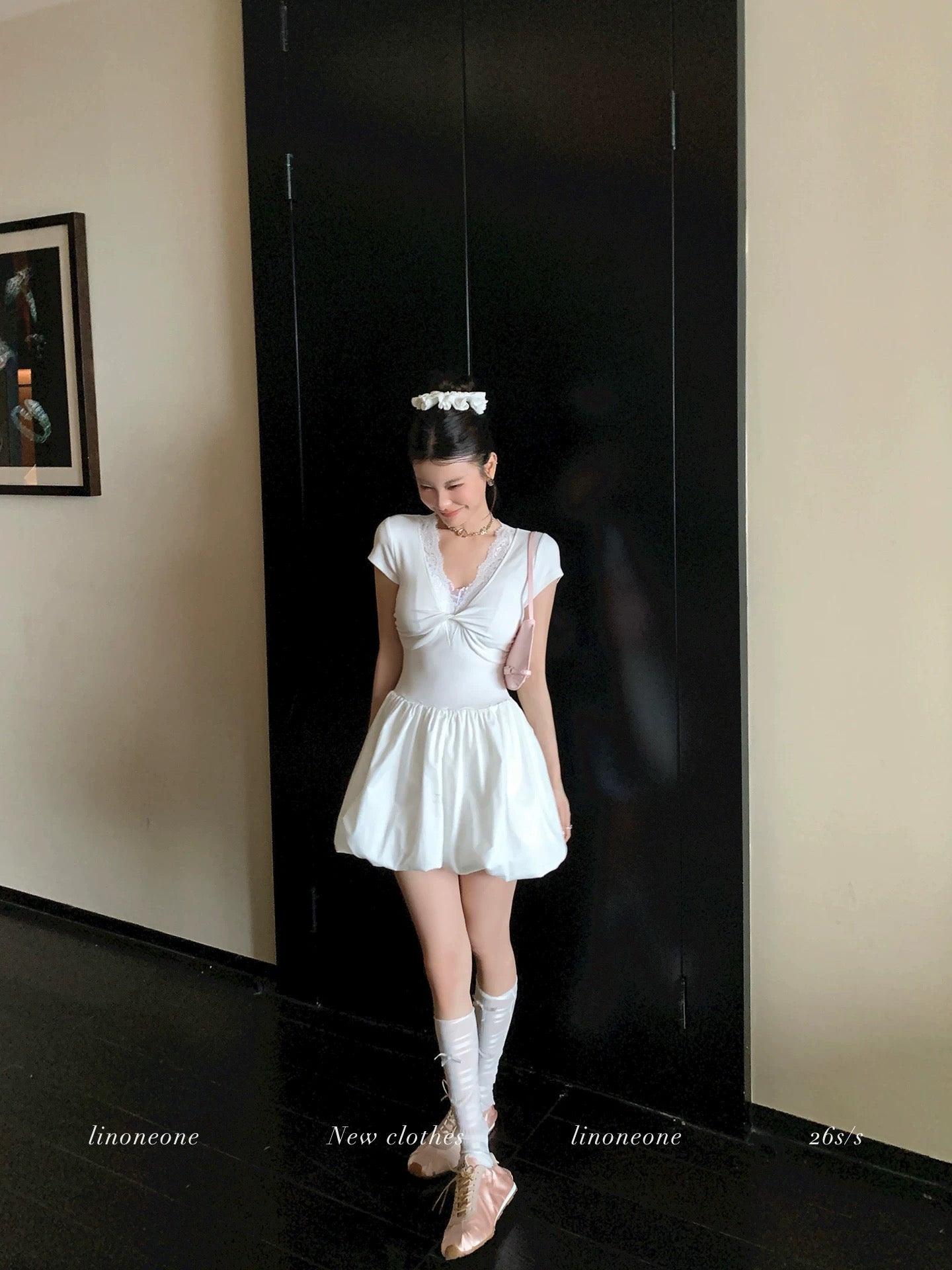 LINONEONE Girlish Ballet French Pure and Alluring V-neck Twisted Short Sleeve Puffy Waist Elastic Dress