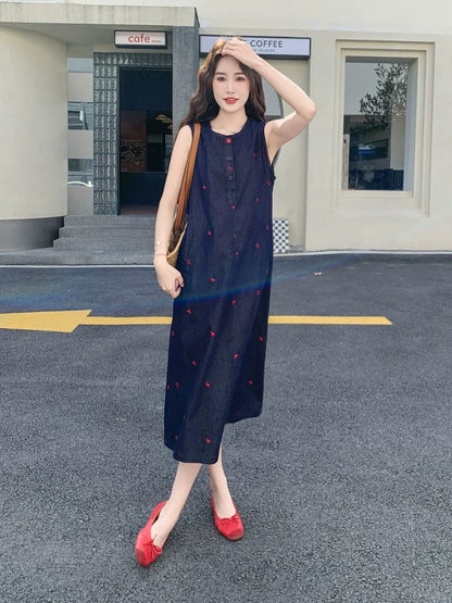 Blue love embroidered sleeveless denim dress female summer 2025 new Korean chic chic sleeveless vest dress