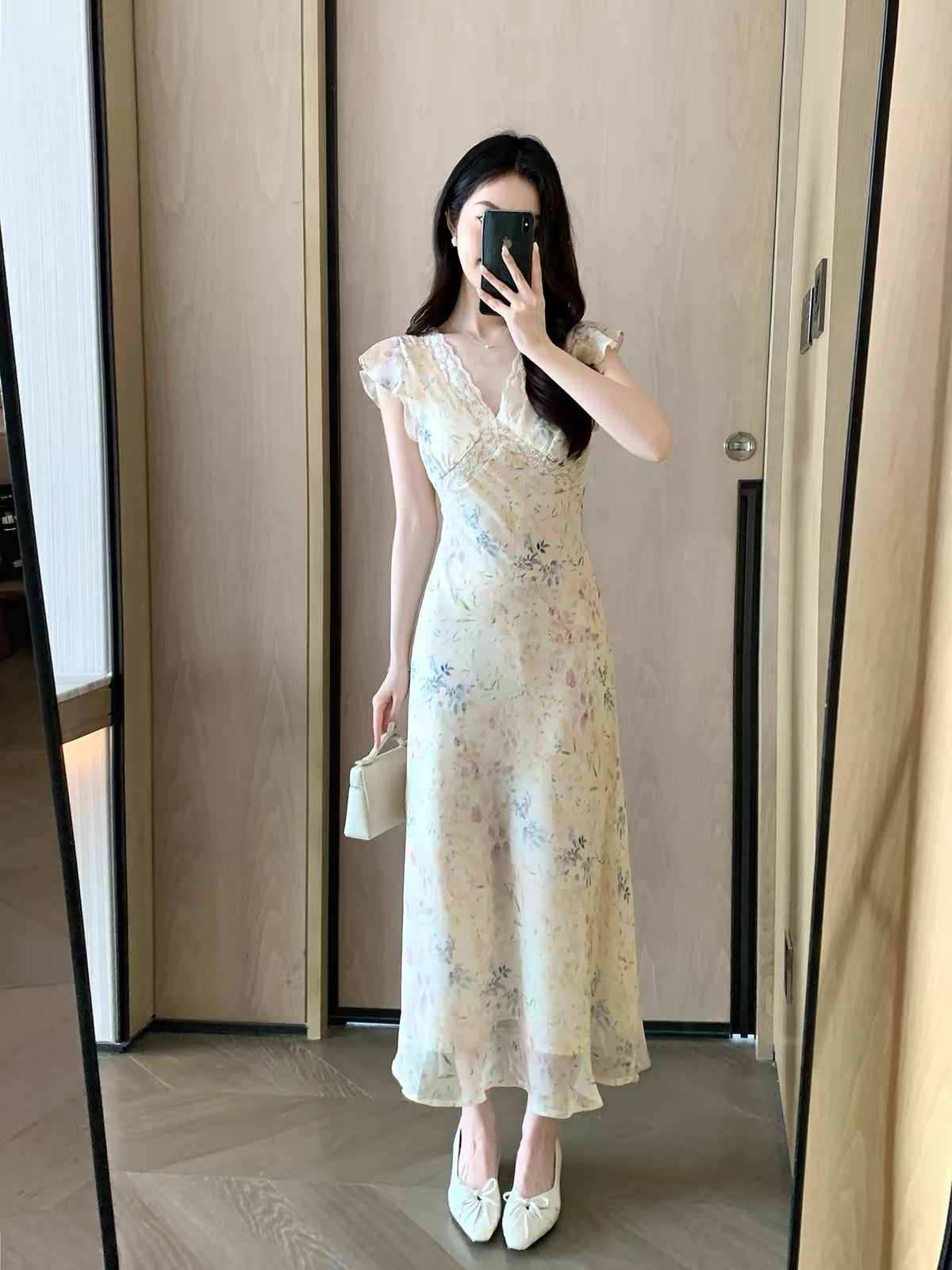 FT GUOGE Women's French-Style Lace-Panel Dress – 2026 New Summer Collection: Elegant, Soft, and Featuring Flutter Sleeves
