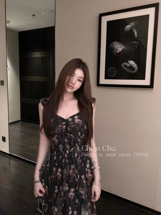 Chien Che, French-style chiffon floral maxi dress, summer style, ruffled hem, small flutter sleeves, fitted waist, spaghetti strap dress for women.