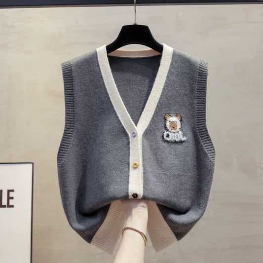 Cardigan V-neck knitted vest vest women 2025 autumn and winter new loose outer wear vest layered sweater waistcoat trend