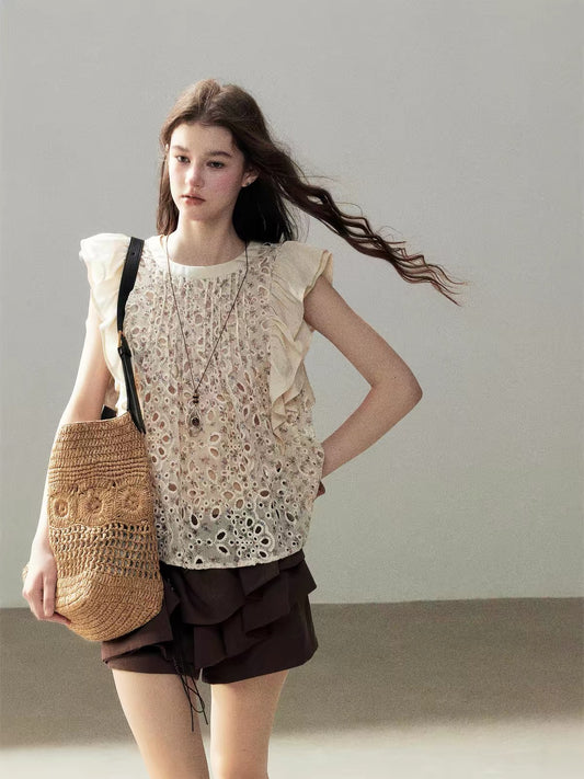 AOMALM "Lost in a Sea of Blooms" – Women's Summer Slim-Fit Floral Top with French-Style Cut-Out Embroidery and Flutter Sleeves