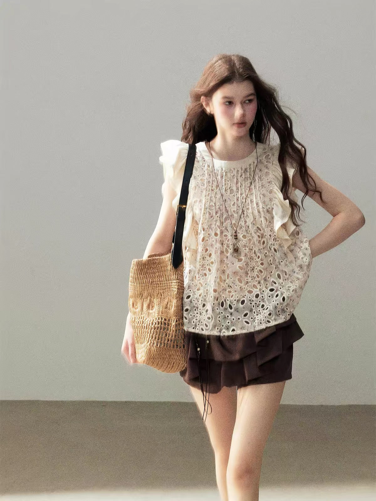 AOMALM "Lost in a Sea of Blooms" – Women's Summer Slim-Fit Floral Top with French-Style Cut-Out Embroidery and Flutter Sleeves