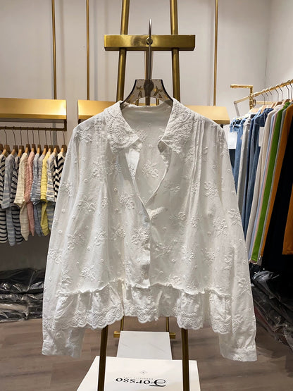 [Xiao Ai's Shop Photos] White Collared Embroidered Lace Shirt for Women, New Spring Style, Elegant and Slimming Shirt