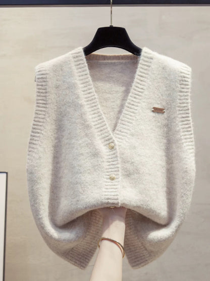 Cardigan V-neck knitted vest vest women 2025 autumn and winter new loose outer wear vest layered sweater waistcoat trend