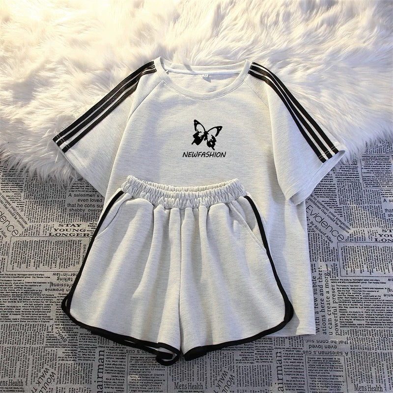 Sports casual two-piece suit for women summer 2025 new Korean loose student three-bar running short-sleeved shorts