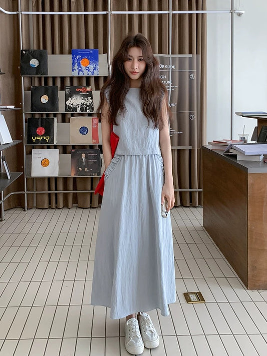 Playful and lively age-reducing blue suit skirt for women 2025 summer new sleeveless vest top skirt two-piece suit