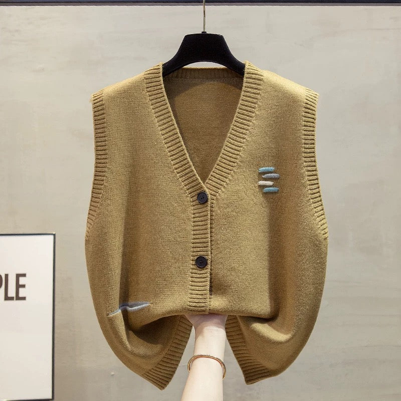 V-neck knitted cardigan vest vest women 2025 autumn and winter new loose outer wear vest layered sweater waistcoat trend