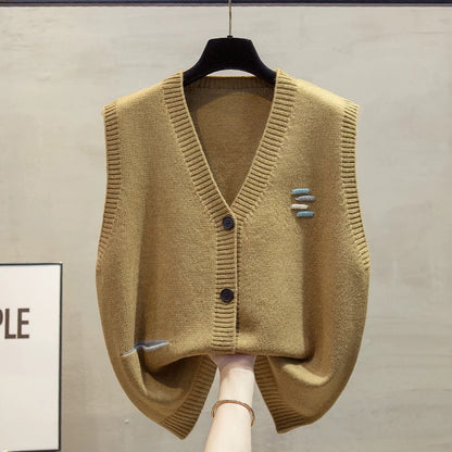 V-neck knitted cardigan vest vest women 2025 autumn and winter new loose outer wear vest layered sweater waistcoat trend