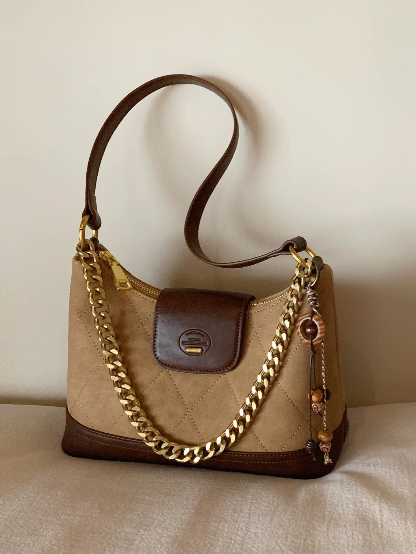 Chio2nd Charming Brown Tote Bag for Women, Autumn/Winter, Diamond Pattern Commuter Bag, Versatile Shoulder/Crossbody Bag