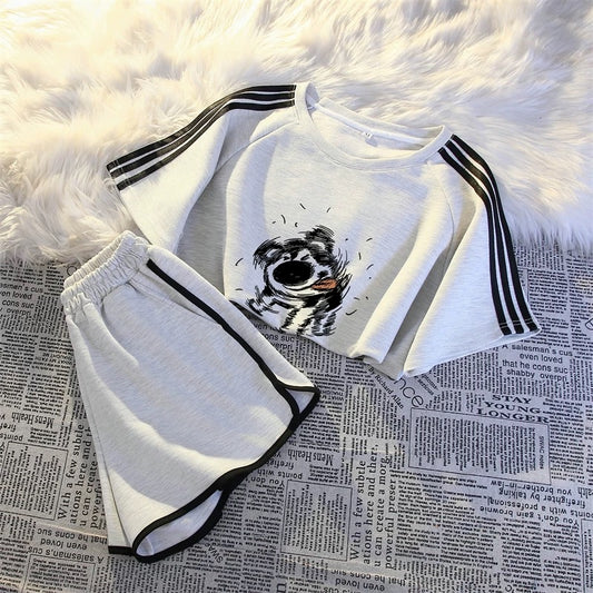 American sportswear suit for women 2025 summer fashion student three-bar short-sleeved casual shorts two-piece suit national trend