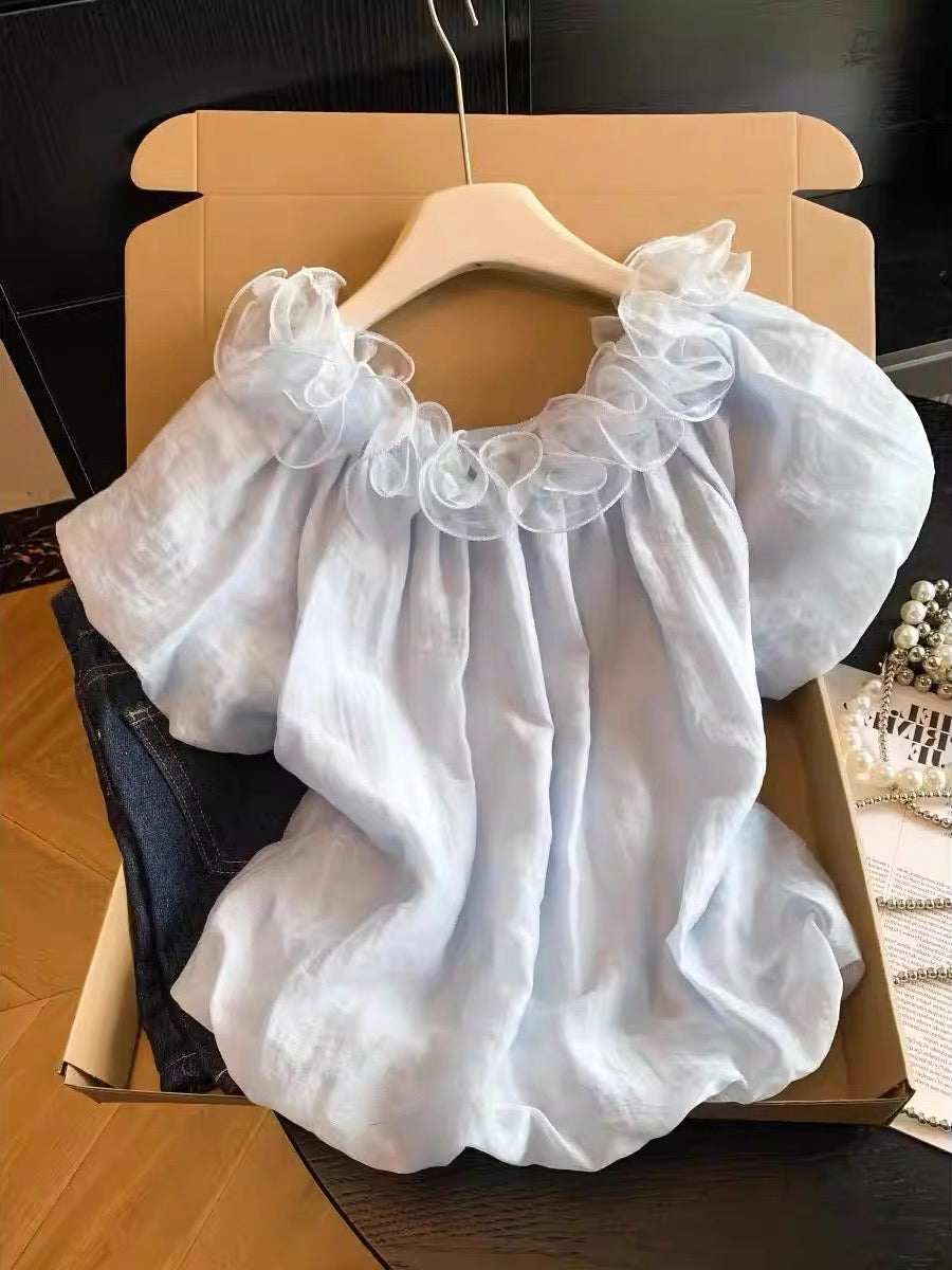 Guangzhou Shisanhang Women's Fashion – Short-Sleeve Chiffon Blouse with 3D Lace Flowers – Stylish Off-Shoulder Summer Top with a Youthful Look