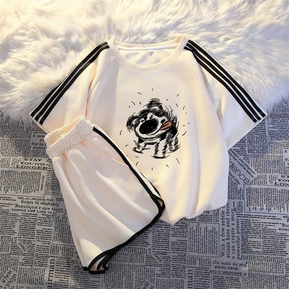 American sportswear suit for women 2025 summer fashion student three-bar short-sleeved casual shorts two-piece suit national trend