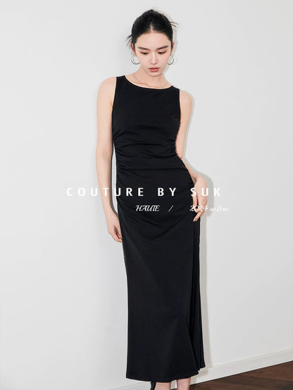 SUK is graceful and graceful! Summer fashion 2024 new niche design knitted waist sleeveless dress