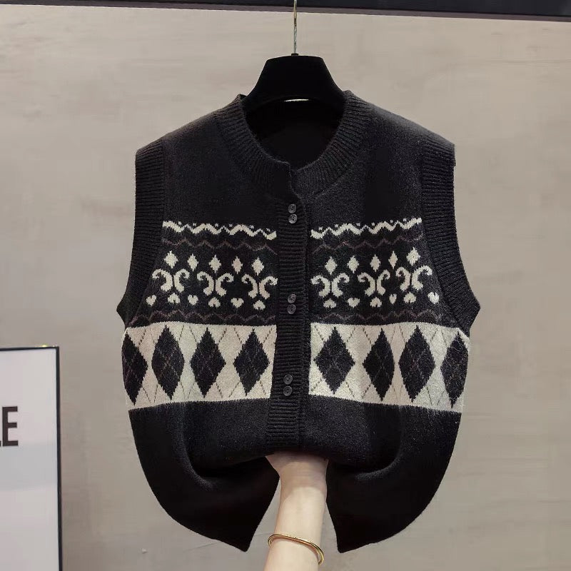 Round neck knitted vest vest women 2025 autumn and winter new loose outer wear vest layered thick sweater waistcoat trend