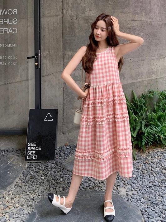 Pink Korean-style age-reducing wood ear edge stitching plaid dress female 2025 summer retro niche temperament vest dress