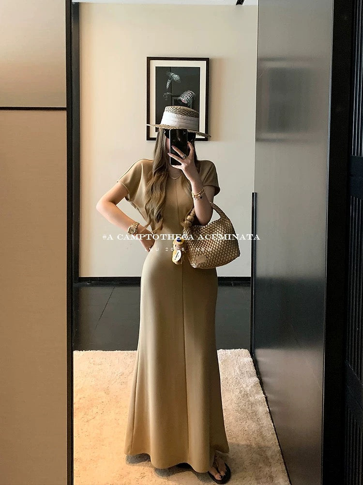 LUU Peach Joy / Round Neck Short Sleeve Slimming Knitted Dress for Women, Spring/Summer, Designer Long Dress, Waist-cinching Niche Dress
