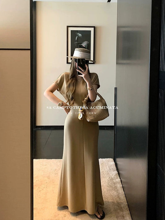 LUU Peach Joy / Round Neck Short Sleeve Slimming Knitted Dress for Women, Spring/Summer, Designer Long Dress, Waist-cinching Niche Dress