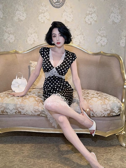 LYXJ [São Paulo Holiday] Summer 2026 French-style patchwork dress featuring lace and polka-dot details (Style 13368)