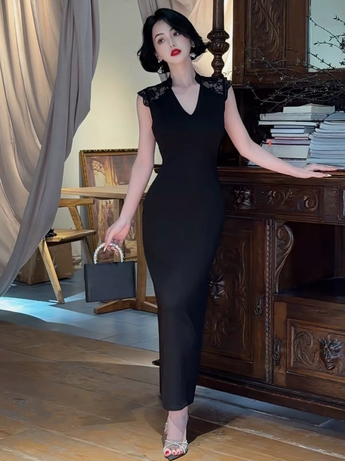 LYXJ [Dreamy Beauty] Summer French-Style Lace-Back Dress – Waist-Cinching, Slimming, and Stylish (Model 13259)