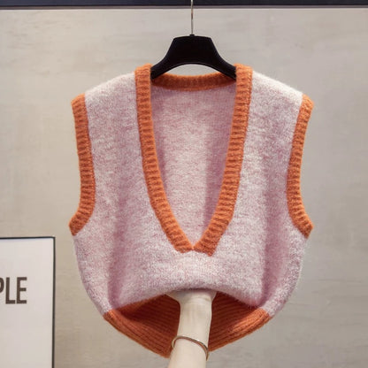 V-neck knitted vest women's 2025 autumn and winter new loose outer wear vest layered with sweater waistcoat trend