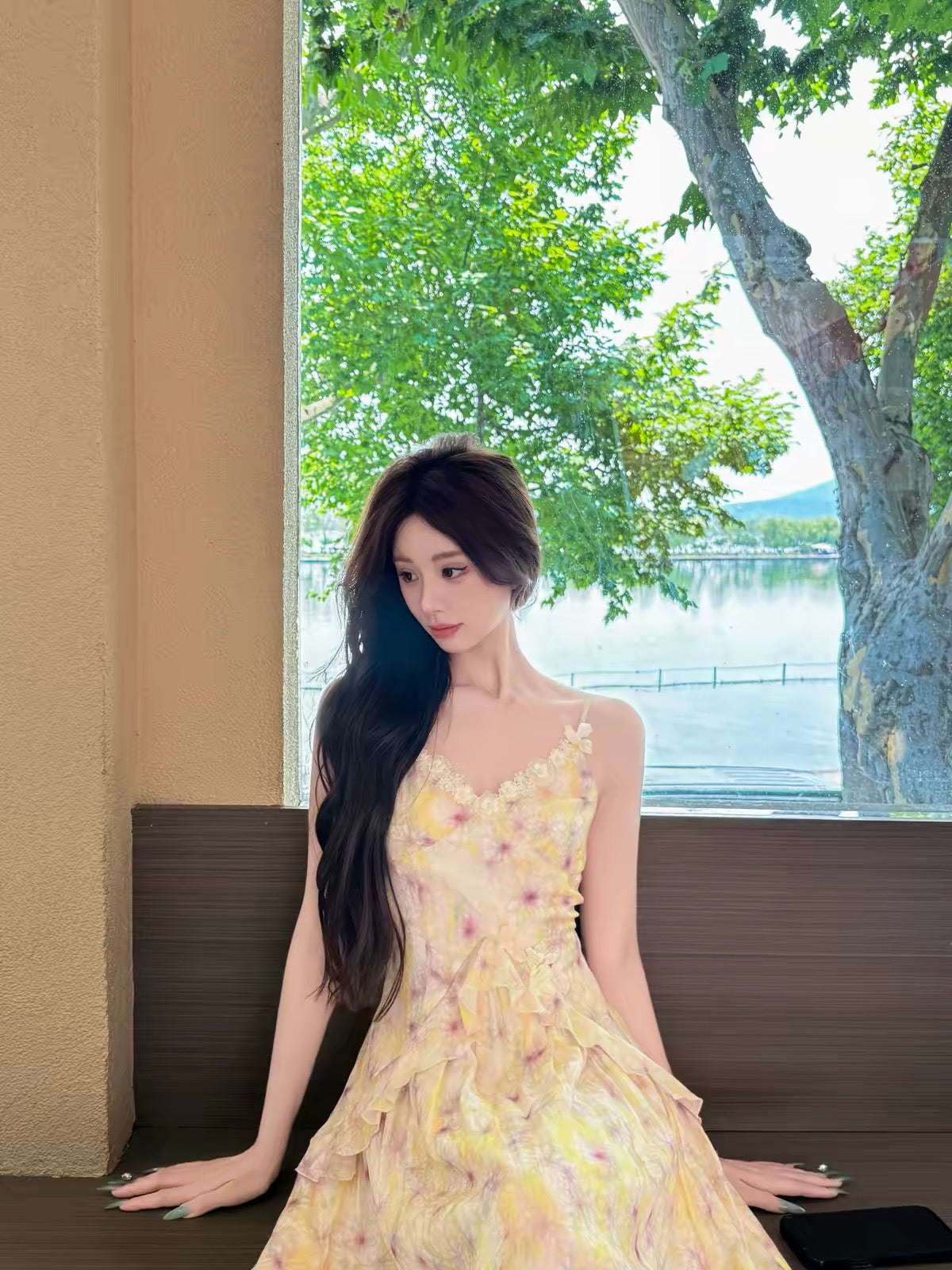 Yu Xiaoxiao [Sunlight Rose] Stylish & Elegant Summer Maxi Dress: Inverted-V Waist, Ruffled Details, and Spaghetti Straps
