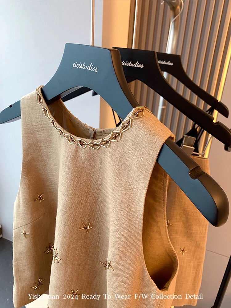 Xiaoxiangfeng Heavy Industry Beaded Linen Sleeveless Vest Set 2024 Women's Summer New Fashion Temperament Short Skirt Two-piece Set
