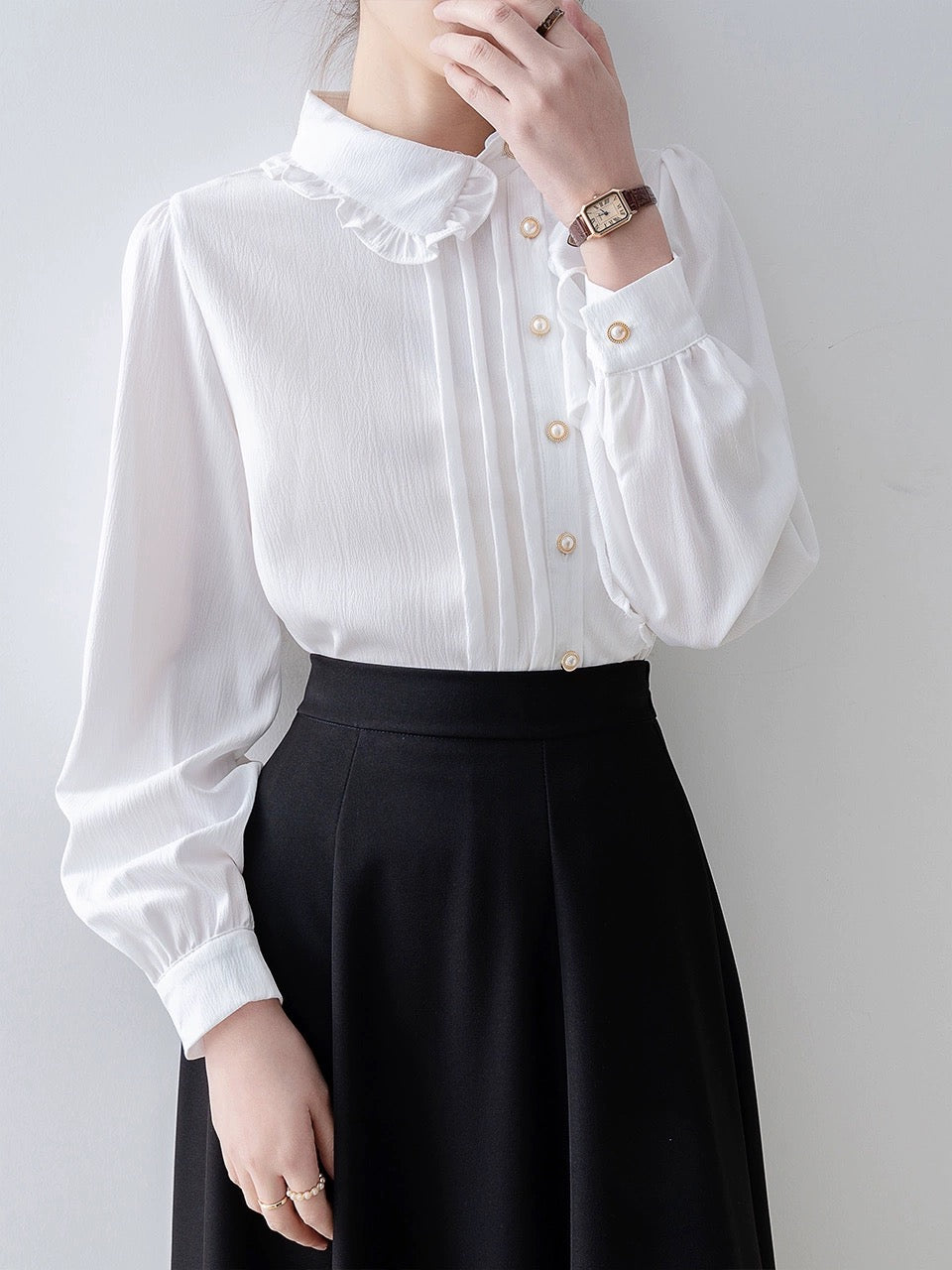 2024 spring women's slant collar ruffled lace white shirt French high-end shirt early spring new long-sleeved top