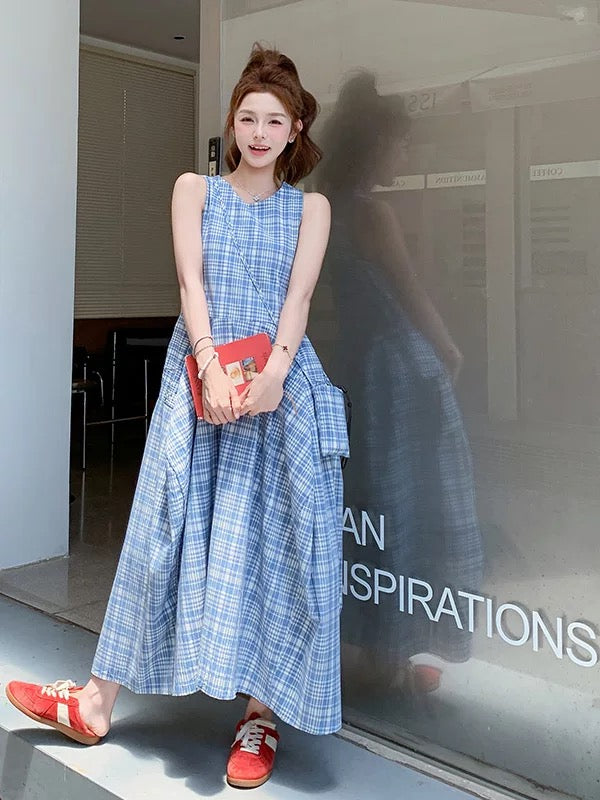 Blue retro plaid sleeveless vest dress for women 2025 summer French design waist slimming A-line skirt