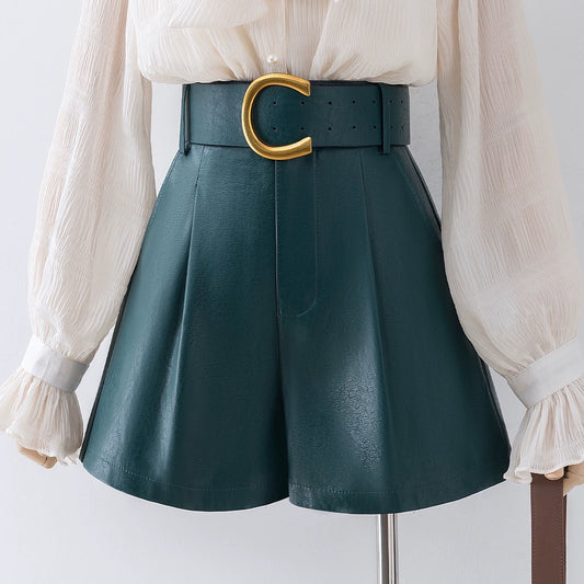 Shorts for women in autumn and winter 2022 new high-waisted PU leather a-line wide-leg casual pants for small people to wear outer boot pants